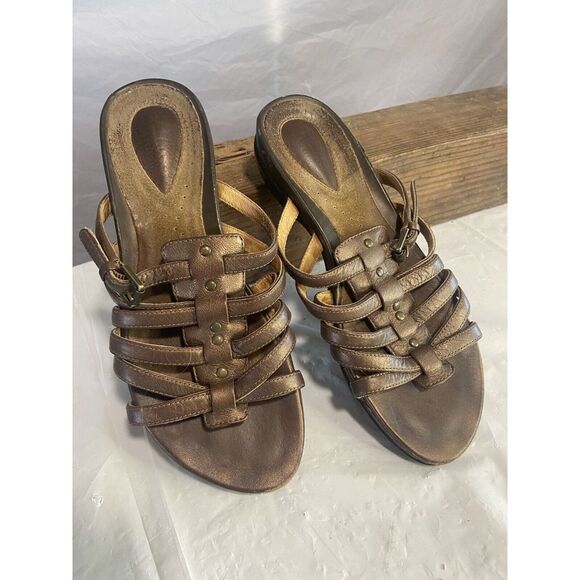 Women's Clarks Action Air Leather‎ Brown Multi-Strap Sandals-Size 7M - Picture 1 of 9